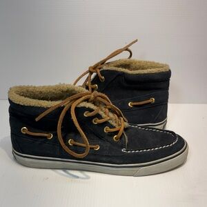 7.5 Sperry Navy Suede Sherpa-Lined Ankle Boat Shoes with Tan Laces